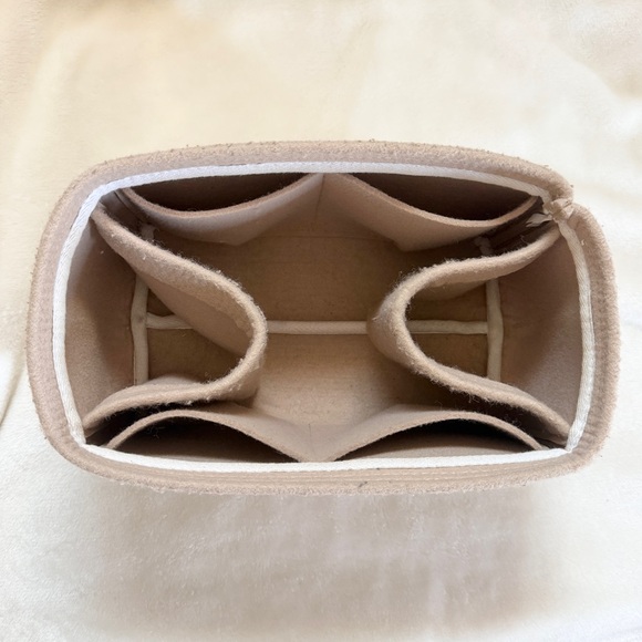 Louis Vuitton Speedy 30 Monogram - Picture 16 of 16